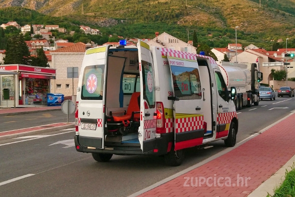 Tjedno izvje&scaron;će za promet; U četiri prometne nesreće tri osobe teže, a jedna lak&scaron;e ozlijeđena