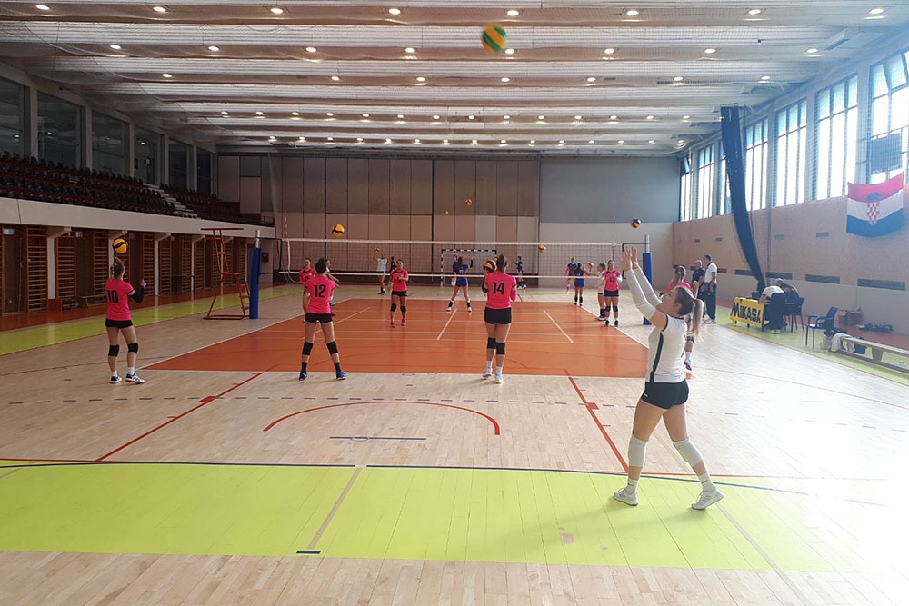 Župske odbojka&scaron;ice u Splitu gubile 2:0 u setovima i onda se vratile i s dva dobivena osvojile bod