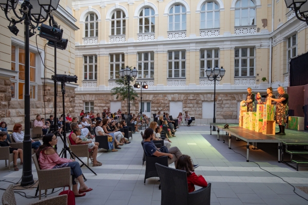 Djeca i mladi uživali u festivalskim dramskim predstavama &bdquo;Doma&scaron;i&ldquo; u subotu, te &bdquo;Stonoga Goga&ldquo; u nedjelju