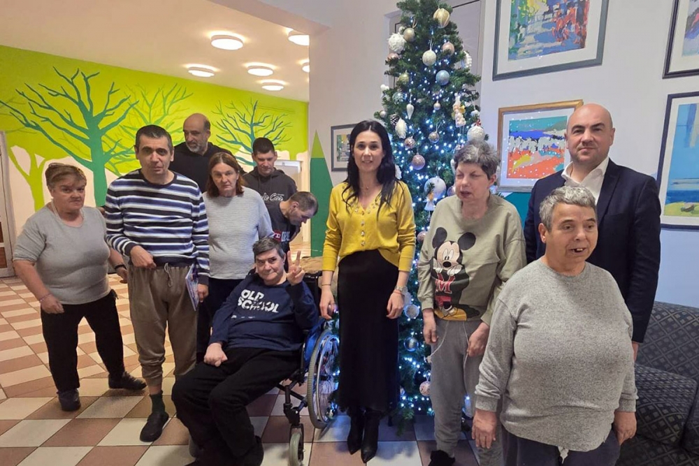 Župan sa zamjenikom i suradnicima obi&scaron;ao Centar Josipovac te domove diljem županije