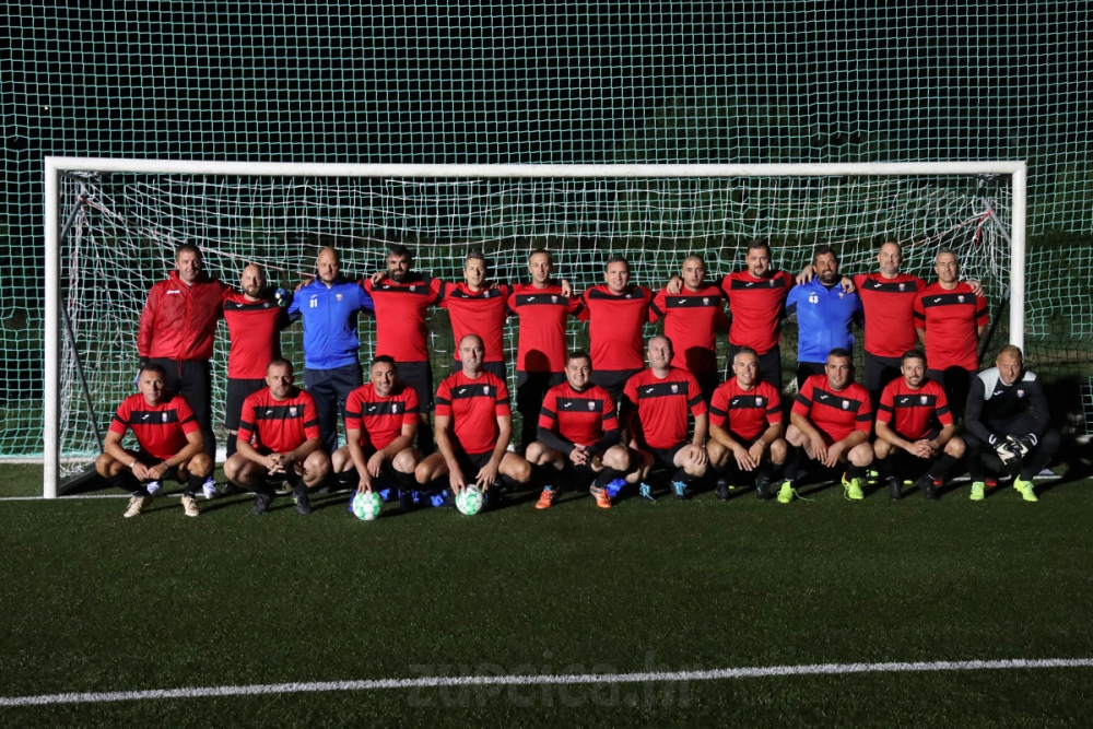 Liga veterana; Pod reflektorima Tarantele Neretva za jedan gol bolja od Župe dubrovačke (FOTOGALERIJA)