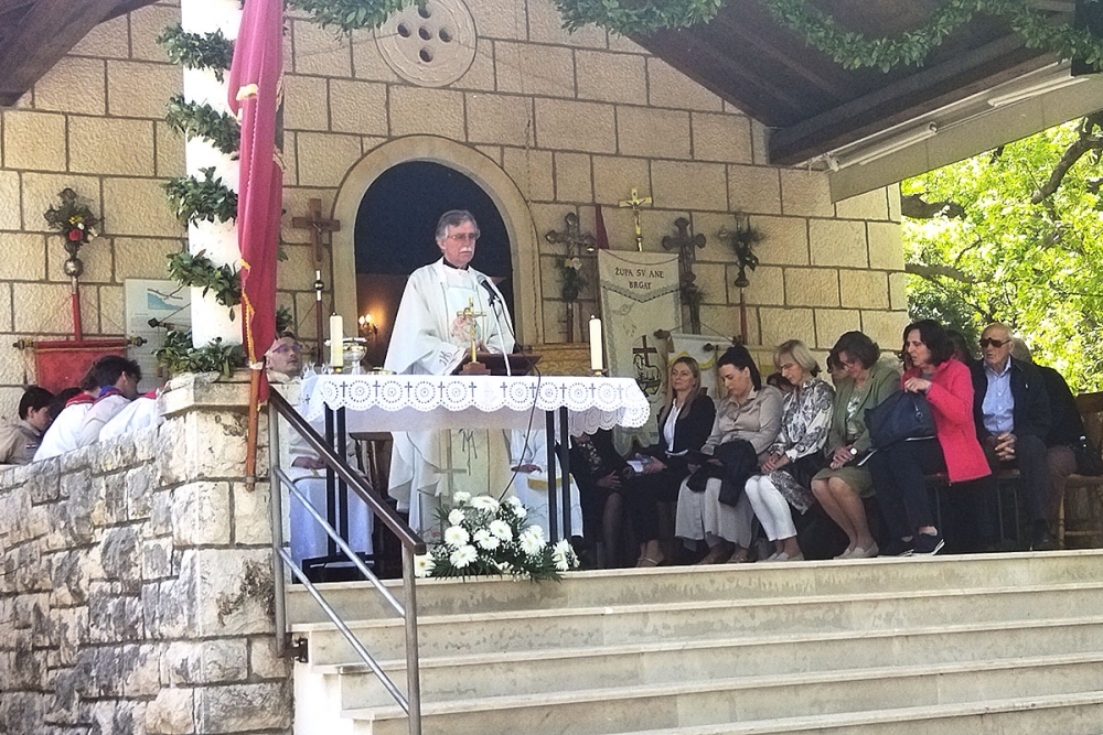 Proslava Gospe od Obrane na Dubcu; Sredi&scaron;nje misno slavlje predvodi don Miljenko Babaić