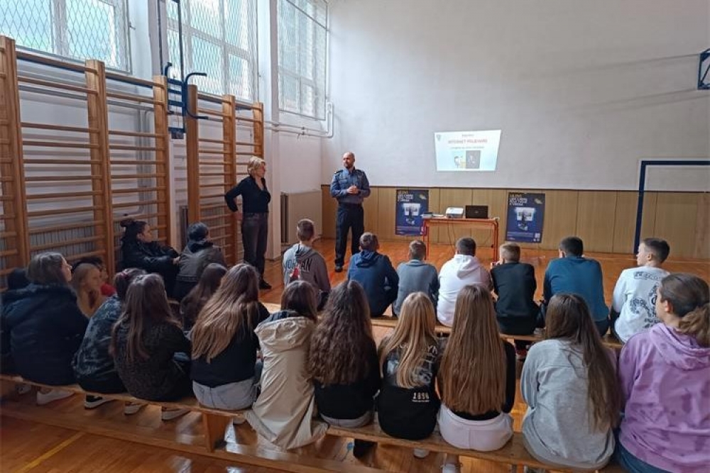 Policija educirala 2,5 tisuće građana o pojavnim oblicima kibernetičkog kriminaliteta i načinima za&scaron;tite