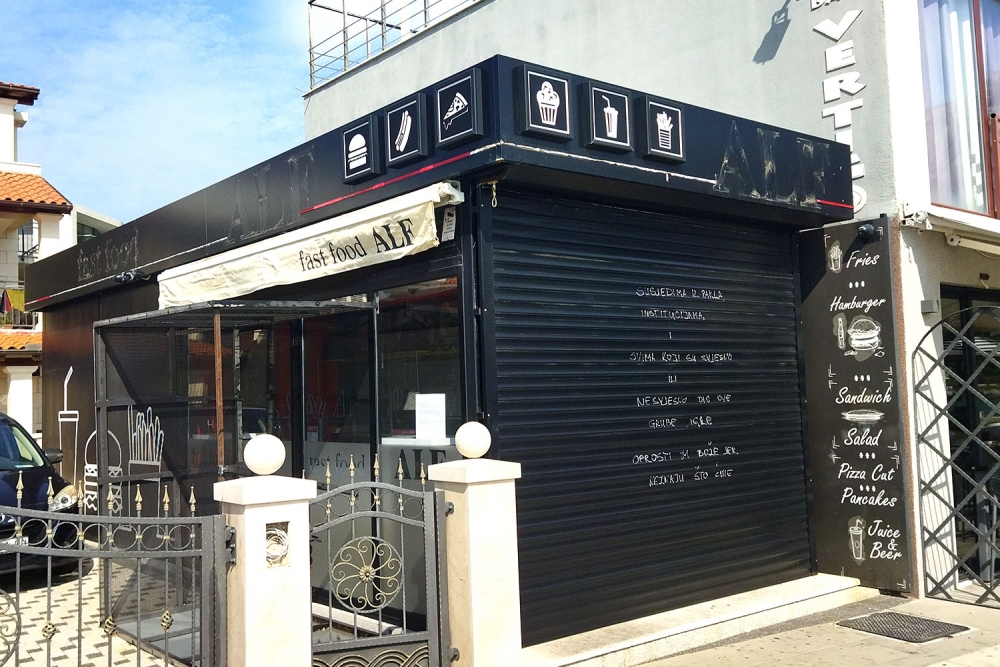 "Nakon 26 godina rada svim prijateljima, a i neprijateljima javljamo da se na&scaron; dobri stari Alf zatvara"