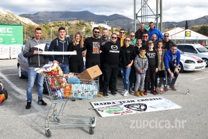 Na parkingu Peveca održana Donatorska akcija za obitelj Laco (FOTO/VIDEO)