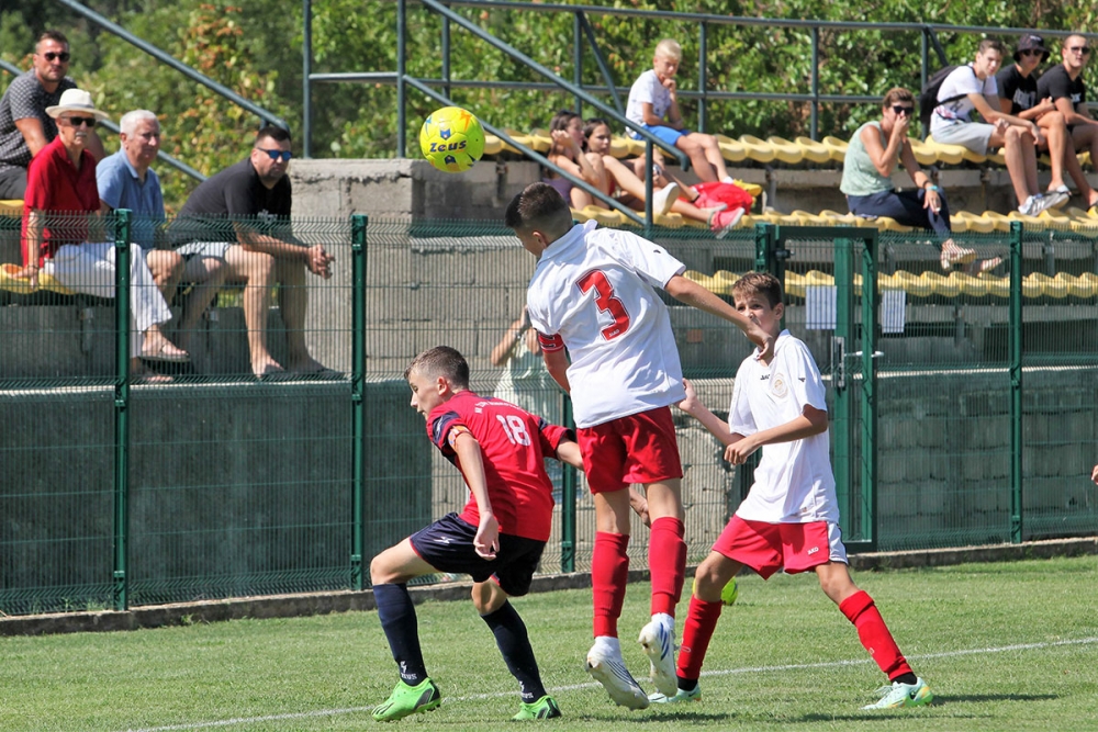 Prve utakmice 1. Dalmatinske lige na Taranteli: Mlađi pioniri pobijedili, a pioniri izgubili od RNK Splita