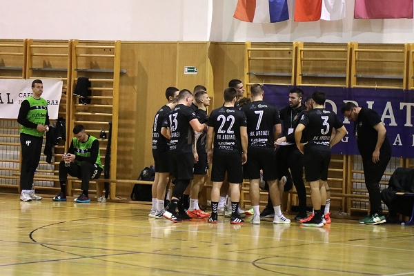 Sutra u dvorani na Mljekari Ardiaei dočekuje drugoplasiranu momčad lige RK Umag
