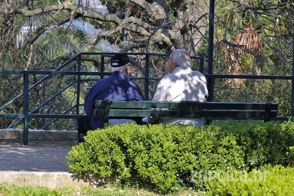 Poziv umirovljenicima i ostalim korisnicima socijalnih prava na obnovu dokumentacije, povećan cenzus i iznos naknade