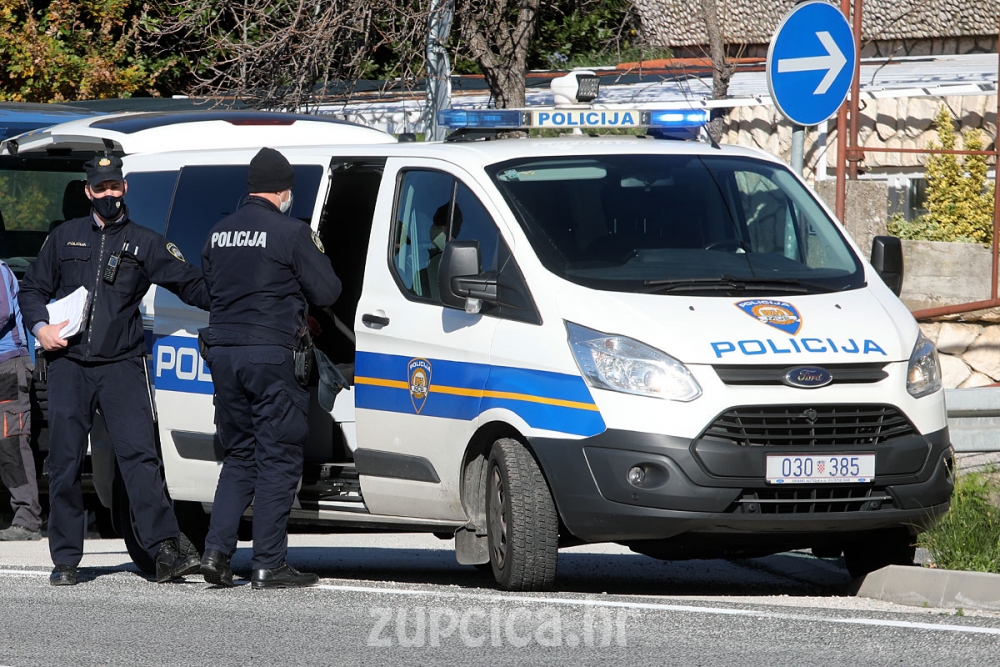U proteklom tjednu u &scaron;est prometnih nesreća četiri osobe teže, a četiri lak&scaron;e ozlijeđene