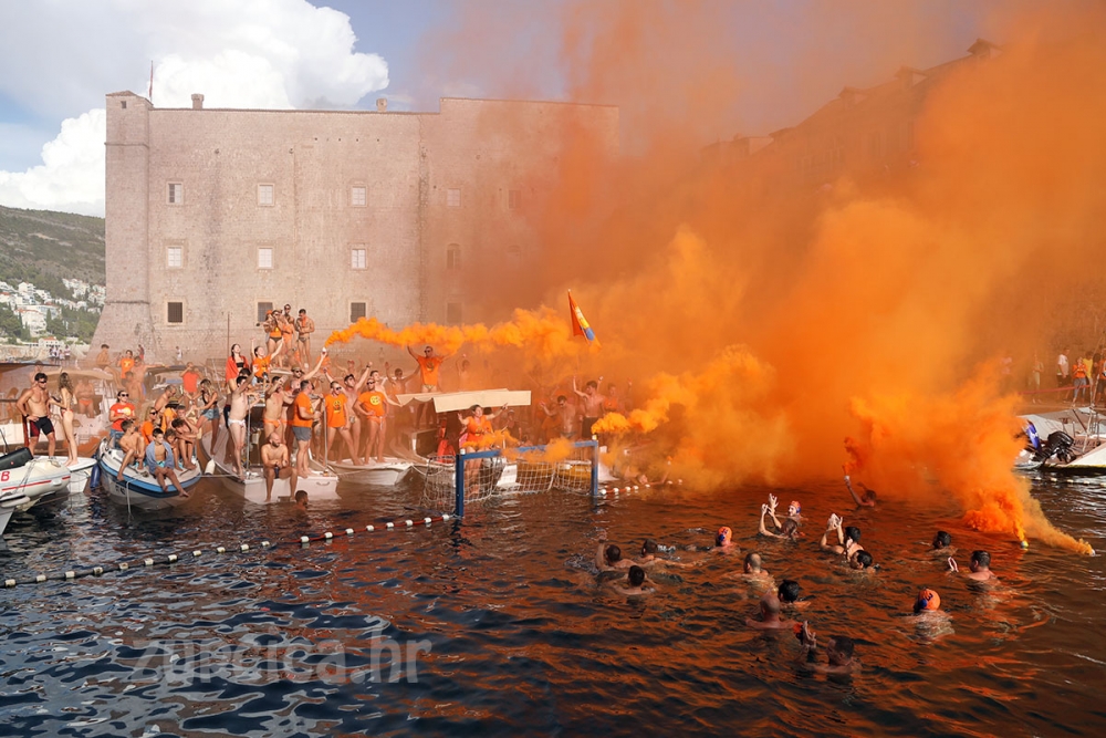Narančastima četvrto srebro; Kokoti nadigrali Fun H2O i vratili pehar u Grad (FOTOGALERIJA)