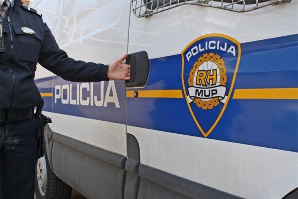 Prometni recidivist bez vozačke opet za volanom: Policija mu oduzela automobil, a sud odredio zatvor!