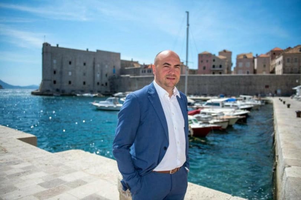 Blaž Pezo; "Zahvaljujem na podr&scaron;ci u prvom krugu, na kraju ove utakmice jo&scaron; jednom Odigrajmo na Sigurno"