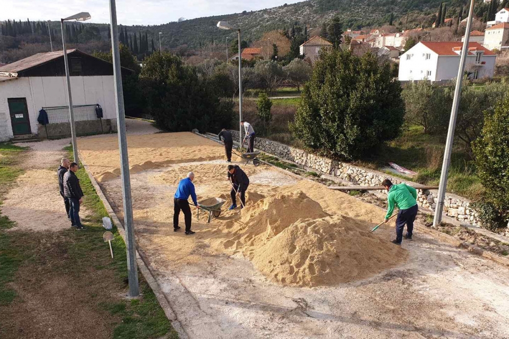 NK Župa dubrovačka; Sljedećeg tjedna počinju radovi na glavnom terenu Tarantele, uređuje se i igrali&scaron;te za najmlađe