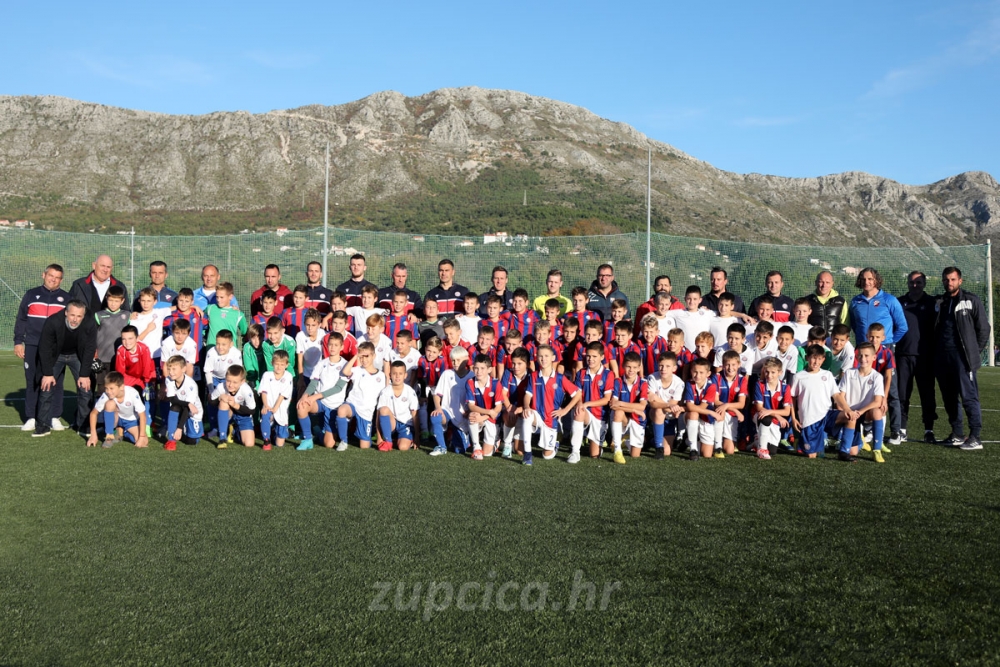 Hajdukova selekcija mladih talenata iz klubova dubrovačkog područja na igrali&scaron;tu u Čibači (FOTO / VIDEO)
