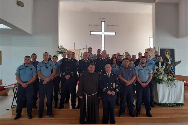 Blagdan sv. Mihaela arkanđela, za&scaron;titnika policajaca, sveta u župi sv. Mihajla u Lapadu