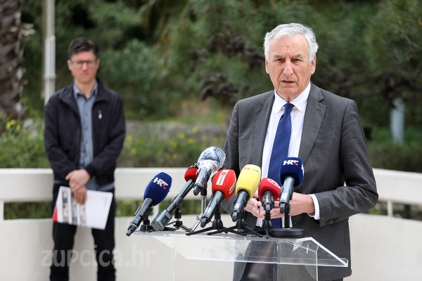 Četvrti dan nema novozaraženih jo&scaron; dvije osobe izliječene, intubirani pacijent i dalje u te&scaron;kom stanju