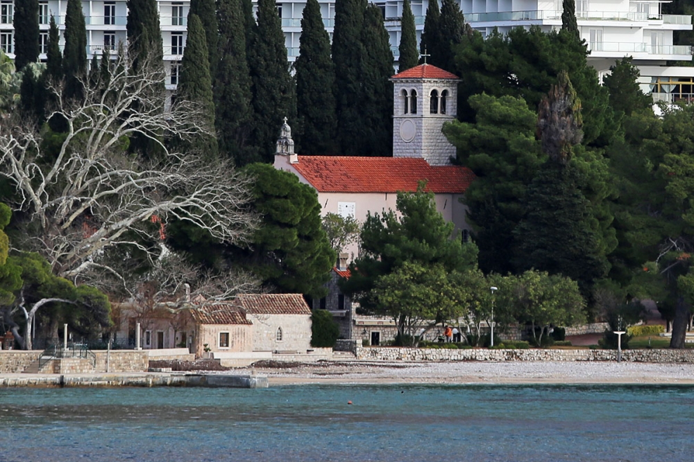 Od danas će zvona crkava Dubrovačke biskupije na pozdrav Gospi svaki dan će zvoniti u 20 sati