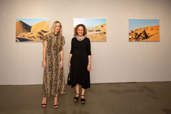 Otvorena izložba Mare Brato&scaron;; Ciklus fotografija "Iza Grada" nastao pro&scaron;log ljeta u kamenolomu Dubac