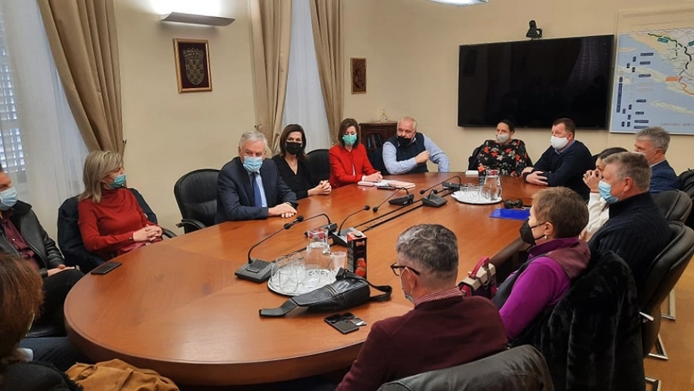 Sastanak s ravnateljima srednjih &scaron;kola o upisu u prvi razred srednje &scaron;kole u &scaron;kolskoj 2022./23. godini.