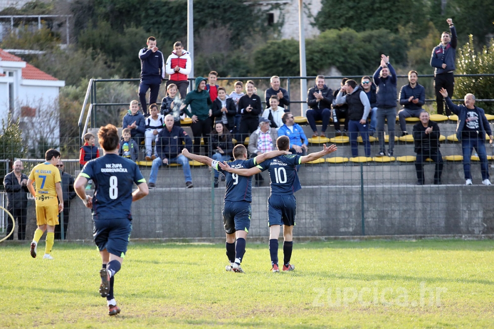 Početak proljetne sezone na Taranteli; Župa dubrovačka i Enkel igraju utakmicu Županijskog kupa