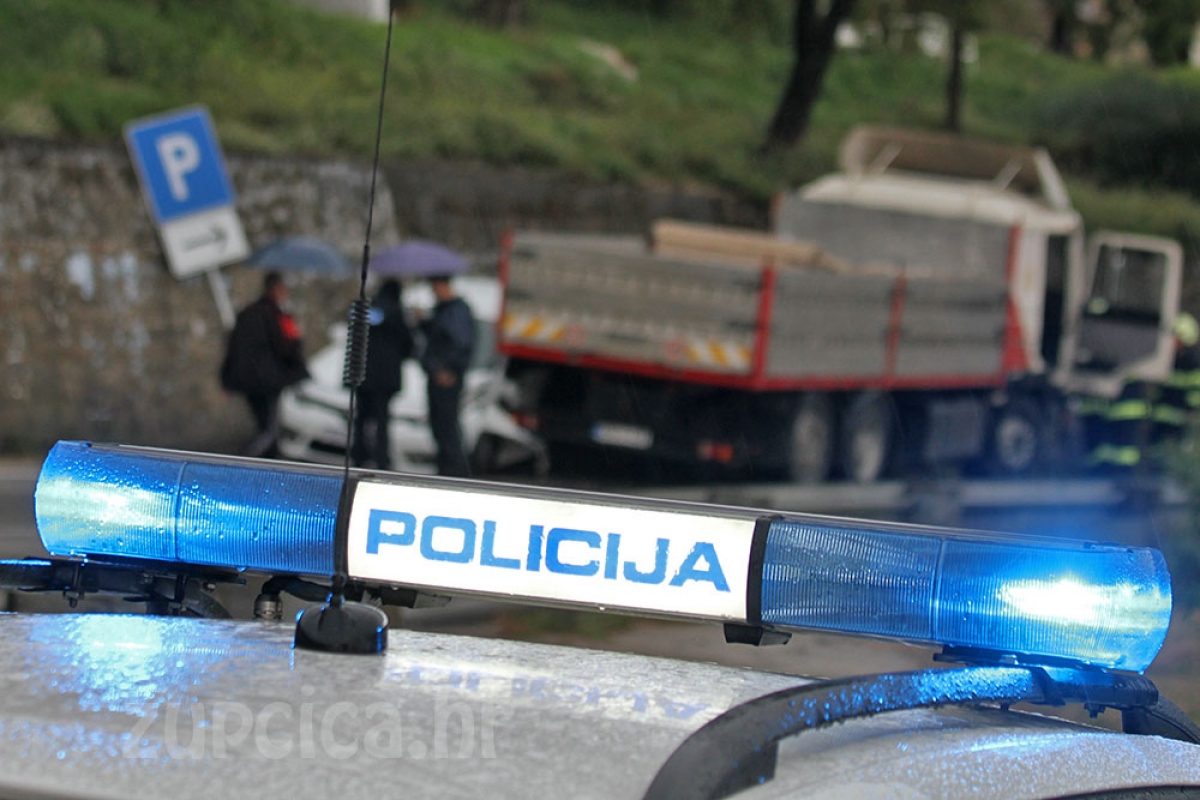 U proteklom tjednu u četiri prometne nesreće  četiri osobe lak&scaron;e ozlijeđene,  541 represivna mjera