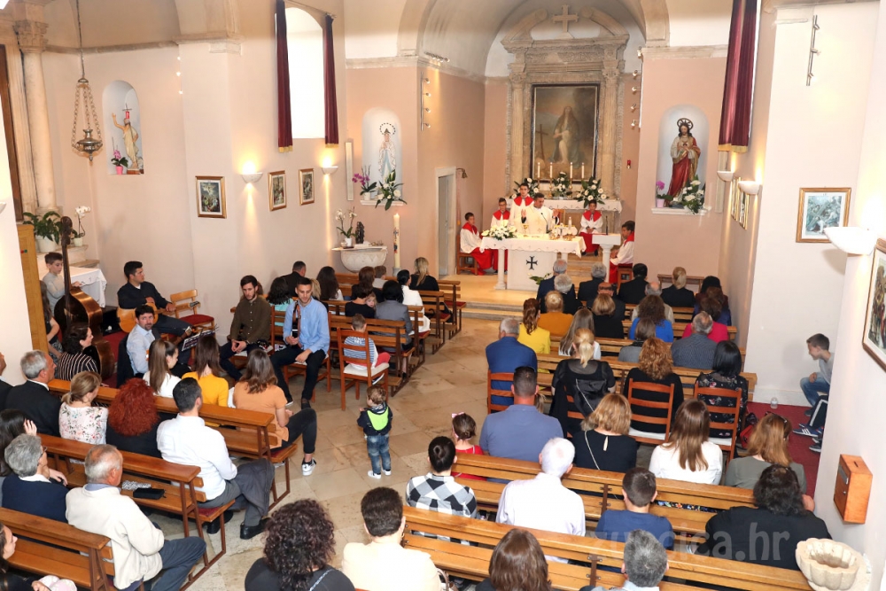 Župljani Mandaljene slave blagdan Svete Marije Magdalene nebeske za&scaron;titnice svoje župe