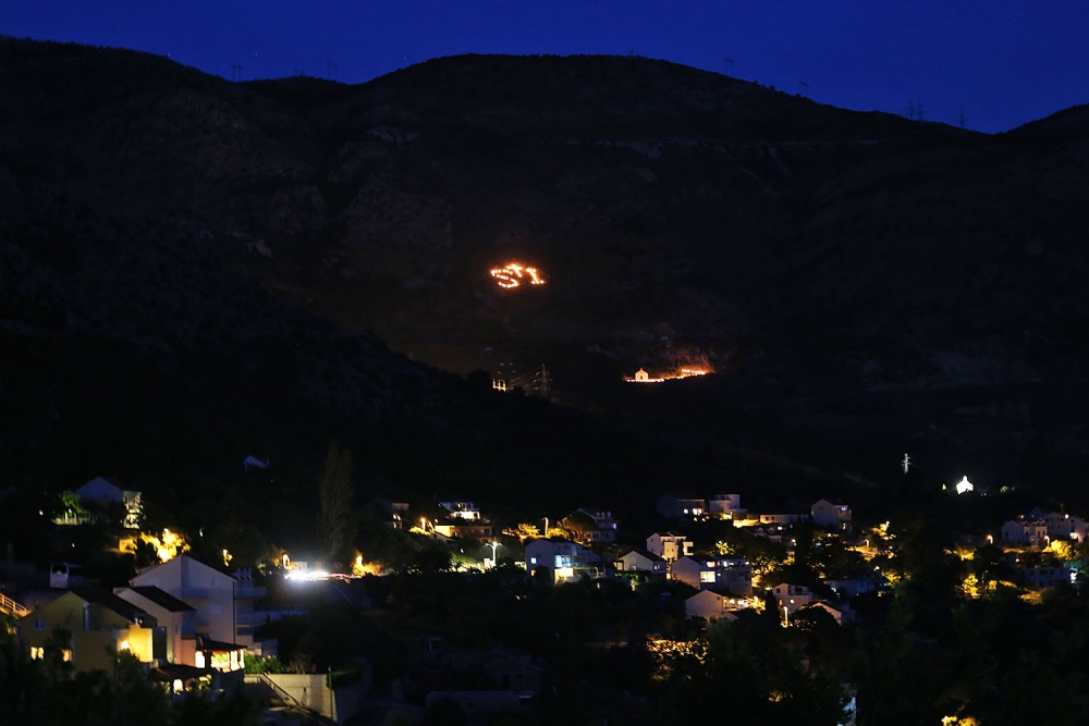Plaćani pozivaju na praćenje tradicionalne luminacije povodom feste Svetog Ivana