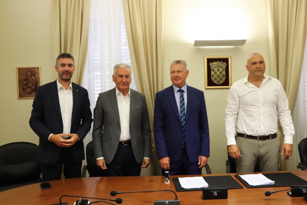 Potpisan Ugovor o izvođenju radova na Akademisu Čingrija, izvođač župska tvrtka Texo Gradnja