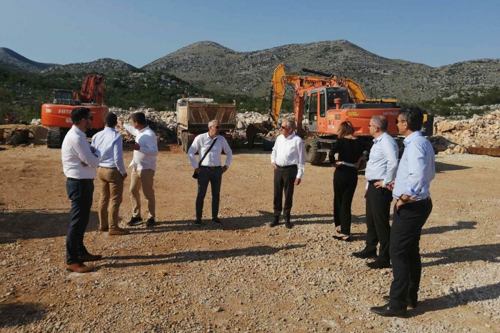 Župan sa zamjenicima obi&scaron;ao radove na cestovnoj infrastrukturi diljem Dubrovačko-neretvanske županije