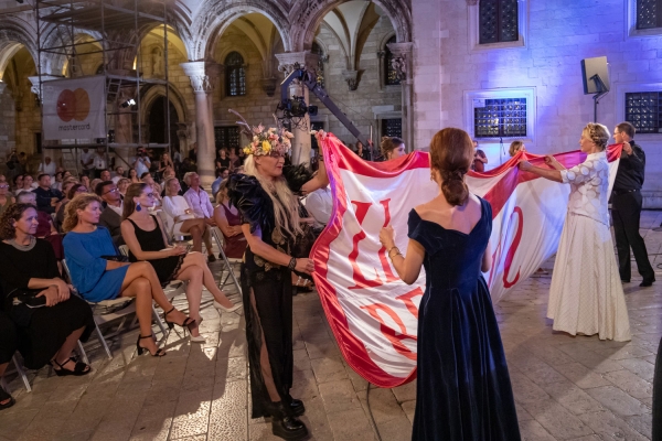 Spektakularnom opera galom Simfonijskog orkestra HRT-a zatvorene 71. Dubrovačke ljetne igre