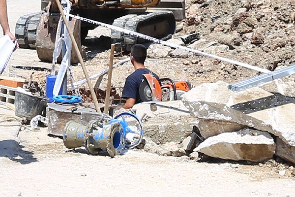 Zbog sanacije puknuća na vodoopskrbnoj mreži Krstac jutros bez vode