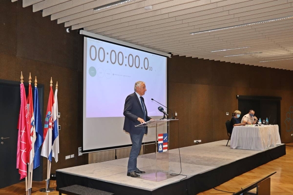 Tematska sjednica CGO Lučino Razdolje - Dobroslavić; Ovo je politikanstvo i populizam, to je nedopustivo!