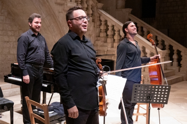 Glazbeni program 75.Igara; Sjajan koncert Riječkog klavirskog trija sinoć u Dvoru