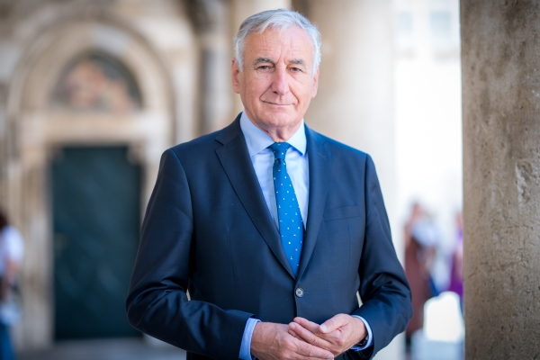 Dobroslavić  "Uskrs simbolizira pobjedu dobra nad zlom, tako ćemo mi pobijediti i ovu pandemiju"
