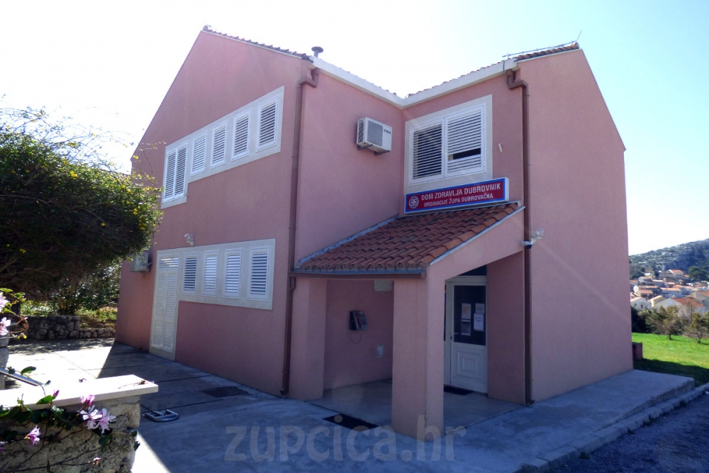 Dr. Željko Bačić na Domu zdravlja, u Ginekolo&scaron;koj ambulanti u Srebrenom od 28. prosinca dr. Tončika Zovko Batur