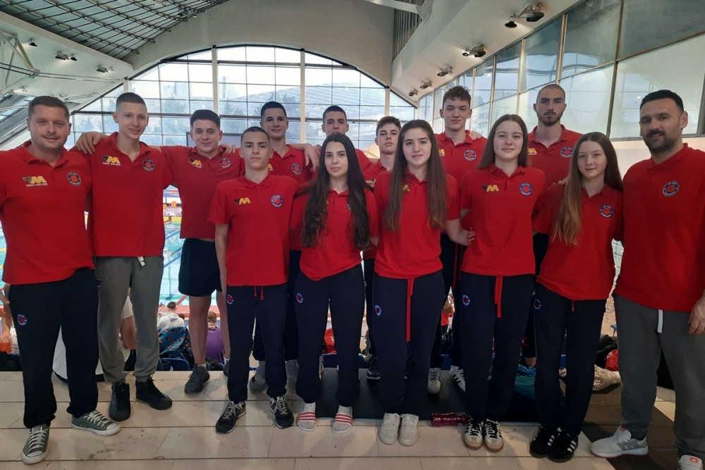 Članovi PK Jug, među njima i župski plivači ostvarili izniman uspjeh na Prvenstvu Hrvatske u Splitu