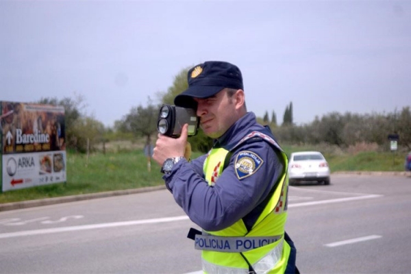 Najava akcije prometne policije u noći sa subote na nedjelju
