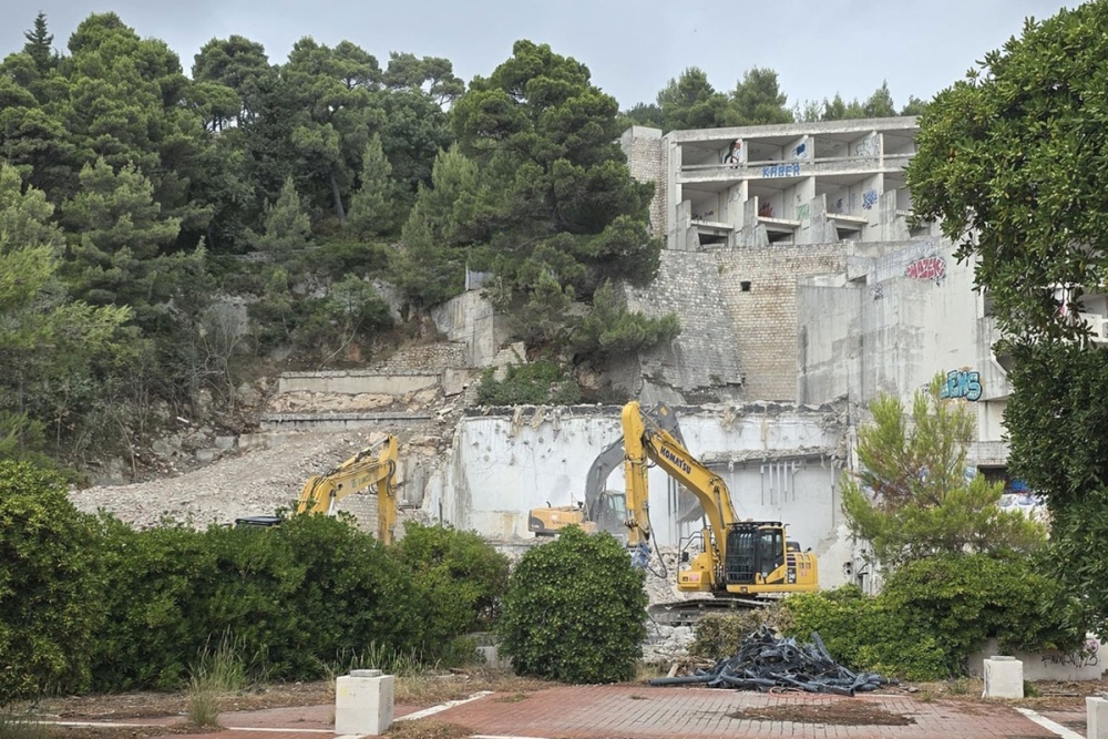 Ru&scaron;enje u Kuparima u&scaron;lo u drugu fazu, iz Općine upozoravaju posjetitelje da se pridržavaju sigurnosnih uputa