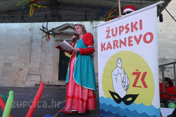 Župski karnevo u subotu na Stradunu, đir kroz Postranje, zdravica u Mandaljeni, zabava u Flaminga