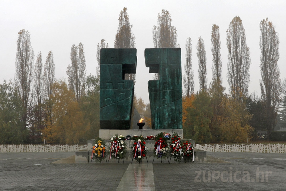 Dan sjećanja na žrtve Domovinskog rata i Dan sjećanja na žrtvu Vukovara i &Scaron;kabrnje