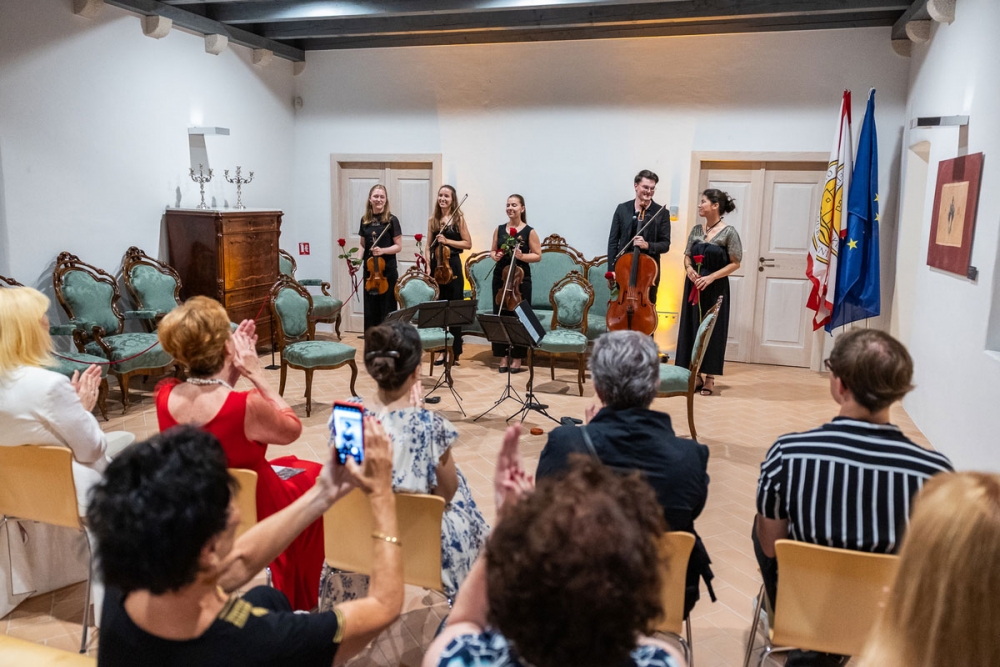 DPDS; Večer klasike u Kneževu dvoru u Slanom