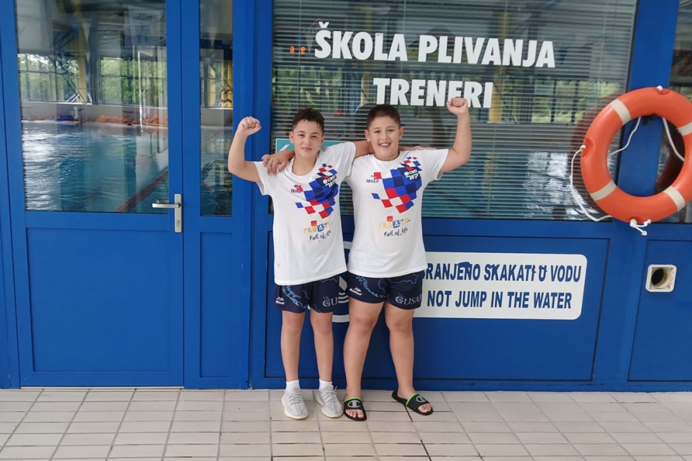 Dječaci iz Gusara na varaždinskom bazenu u Kampu HVS-a za uzrast mlađe nade
