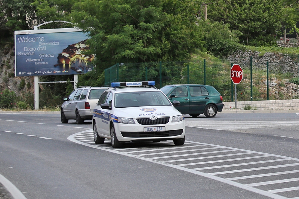 Policijski službenici od sutra kontroliraju provedbu odluke o zabrani napu&scaron;tanja mjesta prebivali&scaron;ta