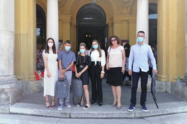 Učenicima i mentoricama župske &scaron;kole u Zagrebu uručene nagrade za drugo mjesto na Državnoj smotri