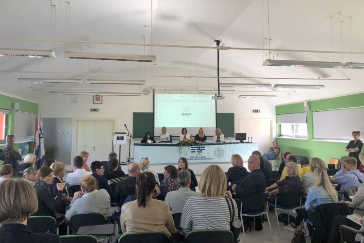 Županija od Ministarstva zatražila suglasnost za pomoćnike u nastavi za 99 učenika