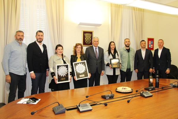 Župan Dobroslavić primio dobitnike priznanja &lsquo;Suncokret ruralnog turizma&rsquo;