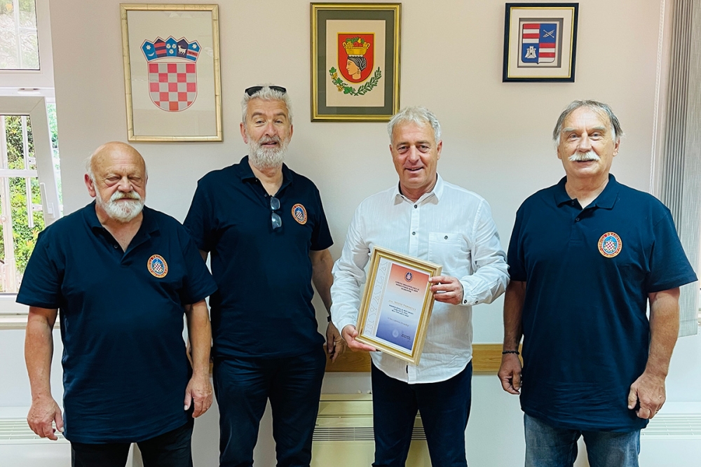 Članovi Udruge Hrvatske ratne mornarice zahvalili Nardelliju na dosada&scaron;njoj suradnji