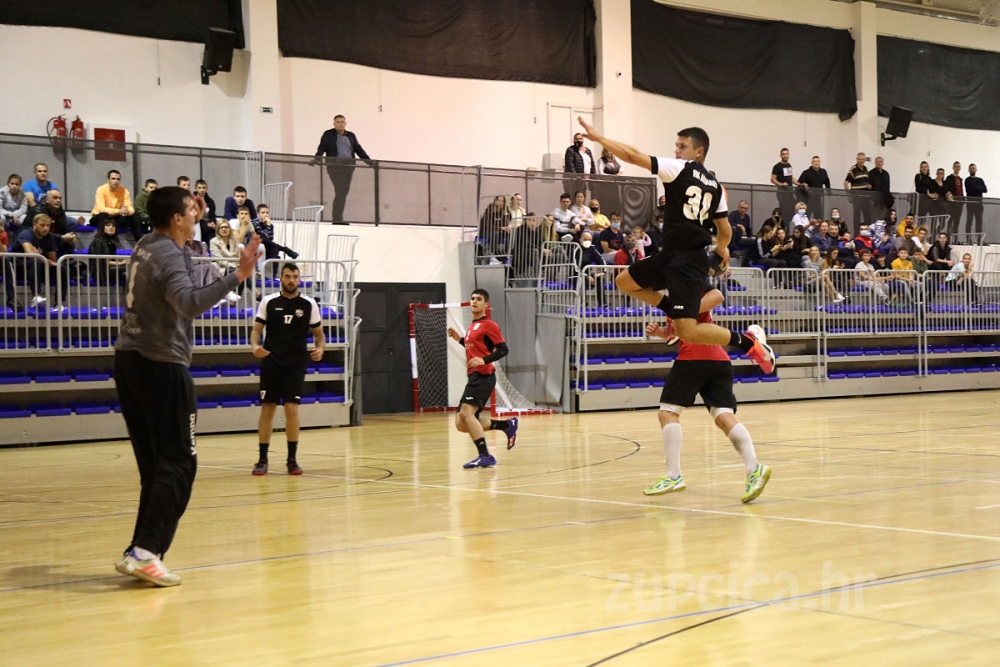 Nakon odgode u pro&scaron;lom kolu Ardiaei nastavlja s pobjedama, na Mljekari slavili protiv Splita (FOTO)