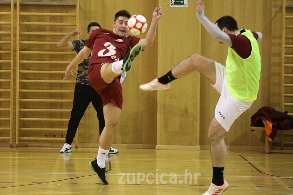 Turnir župskih mjesta; U četvrtfinalu Brgat, Bra&scaron;ina, Gornja Čibača i Čelopeci, Bjelice ispale