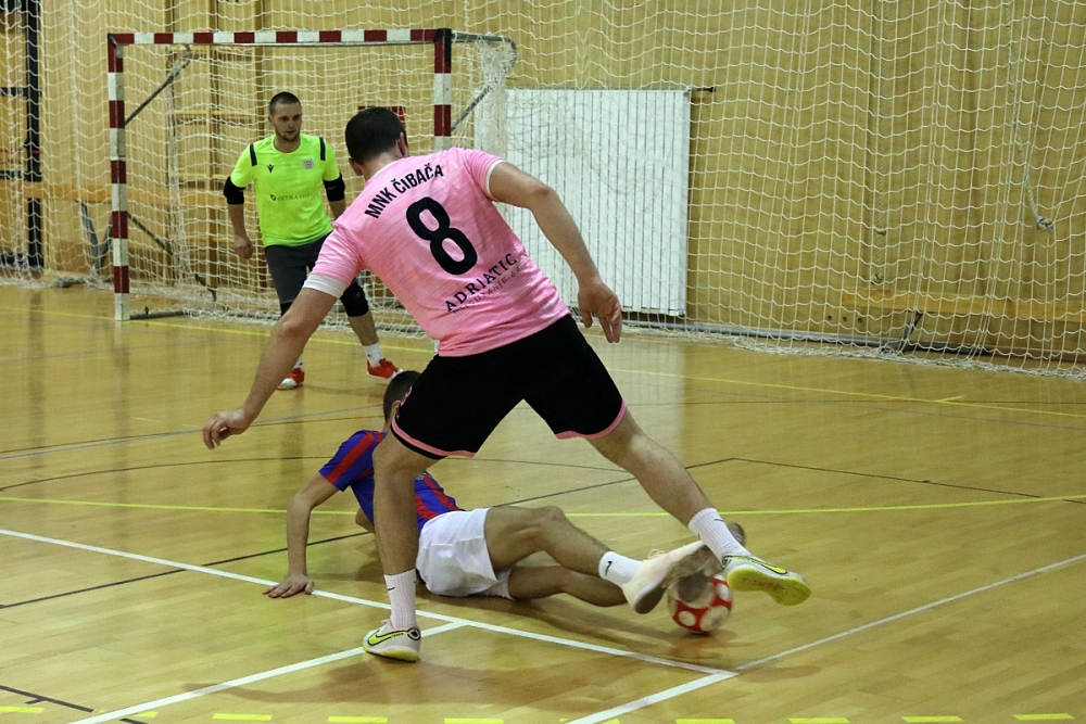 Županijska futsal liga; Nakon pet kola Čibača na jednoj pobjedi, Plat na začelju bez bodova